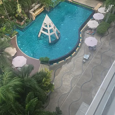 Lux Residences * Pégeia